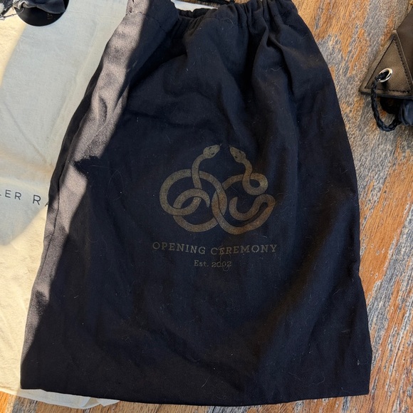 8 Assorted Dust Bags Collection - Picture 5 of 10